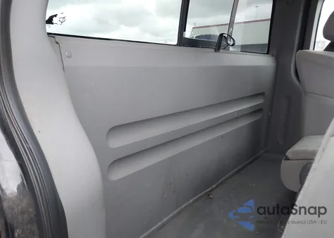 2004 Ford F-150 Stx/Xl/Xlt z USA, uszkodzony, nr VIN 1FTRF12W14NA97862